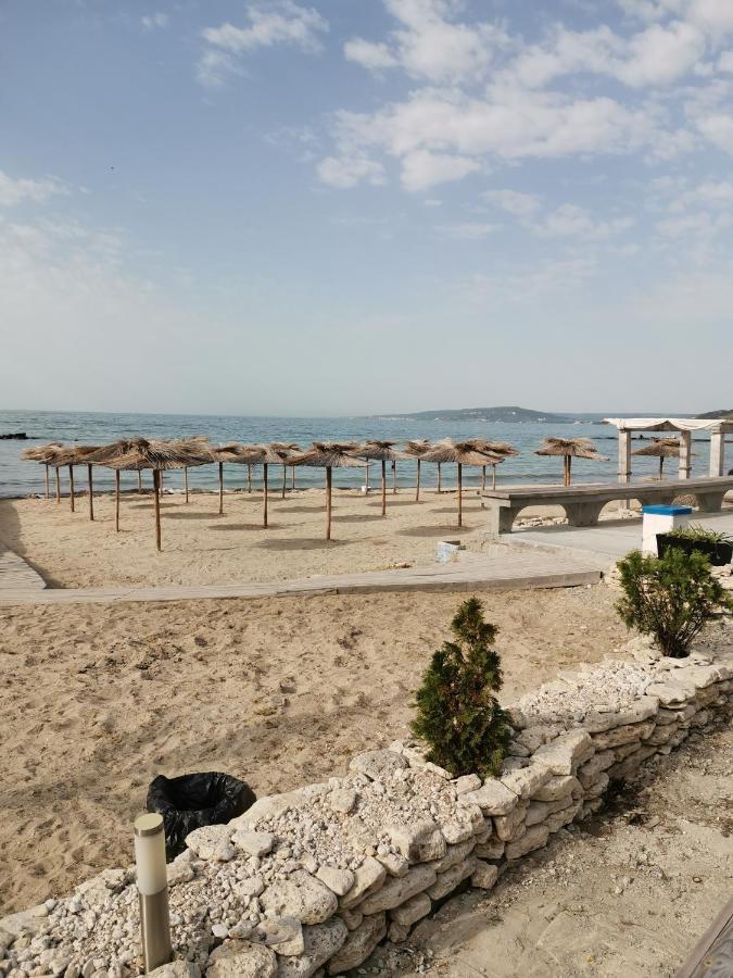 בלצ'יק Guest House Katina מראה חיצוני תמונה