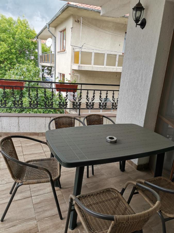 בלצ'יק Guest House Katina מראה חיצוני תמונה