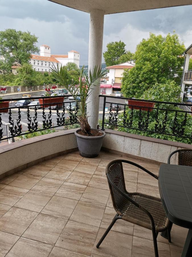 בלצ'יק Guest House Katina מראה חיצוני תמונה