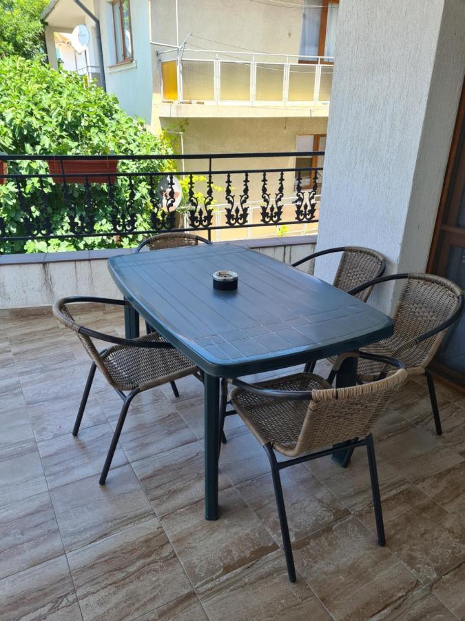 בלצ'יק Guest House Katina מראה חיצוני תמונה